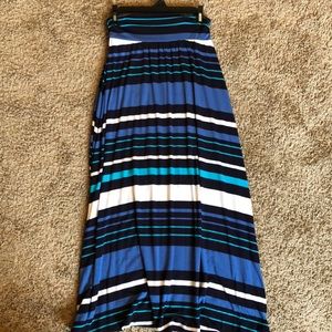 Merona blue a striped maxi skirt, size small